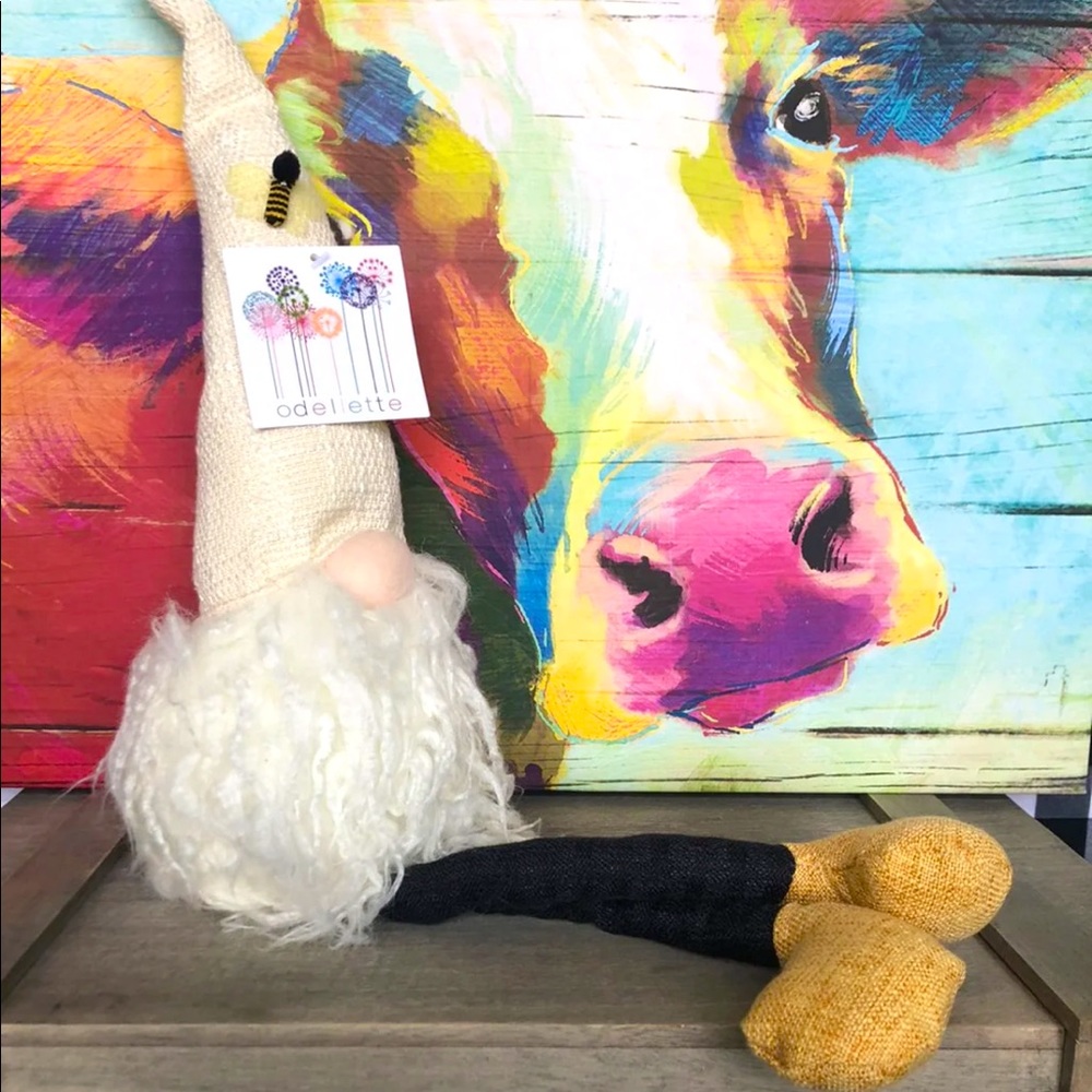 21” “BEE” GNOME WILL PAIR WELL WITH RAE DUNN
